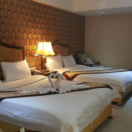 The Privi Suites Pattaya Exteriör bild
