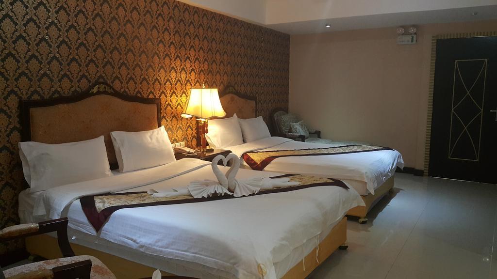 The Privi Suites Pattaya Exteriör bild
