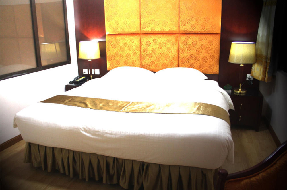 The Privi Suites Pattaya Exteriör bild