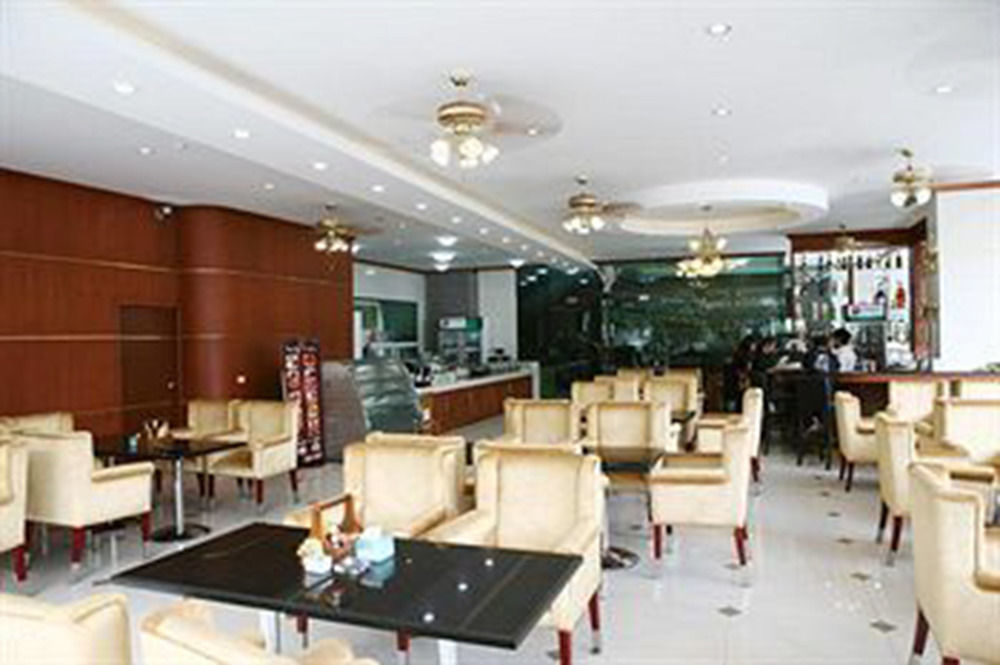 The Privi Suites Pattaya Exteriör bild