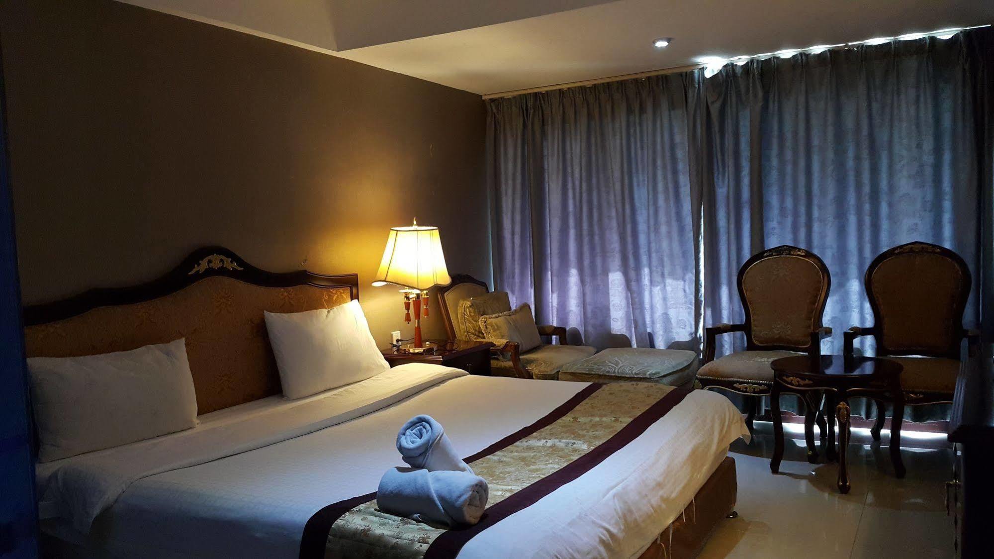 The Privi Suites Pattaya Exteriör bild