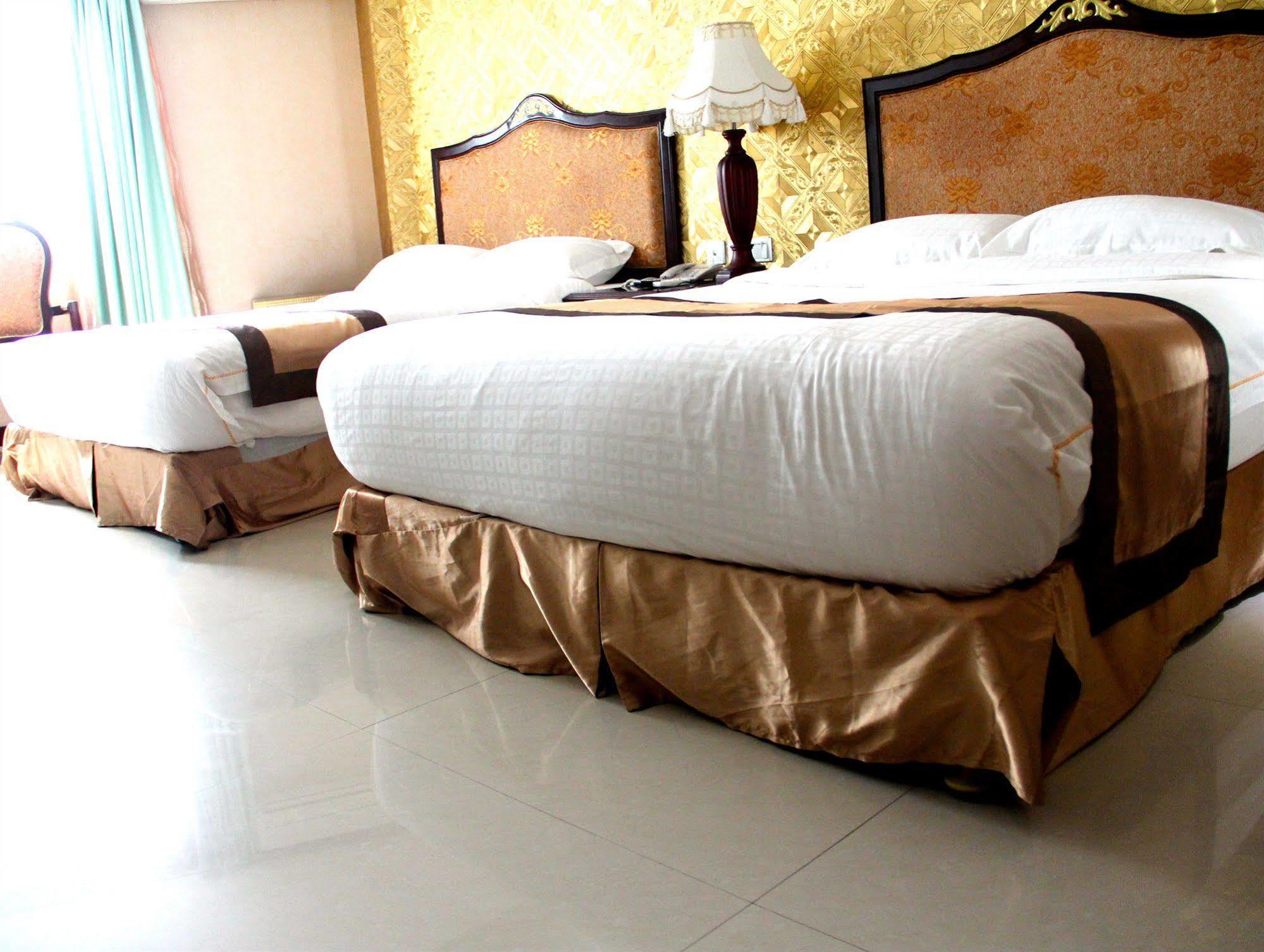 The Privi Suites Pattaya Exteriör bild
